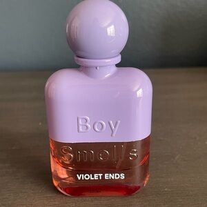Boy Smells Violet Ends